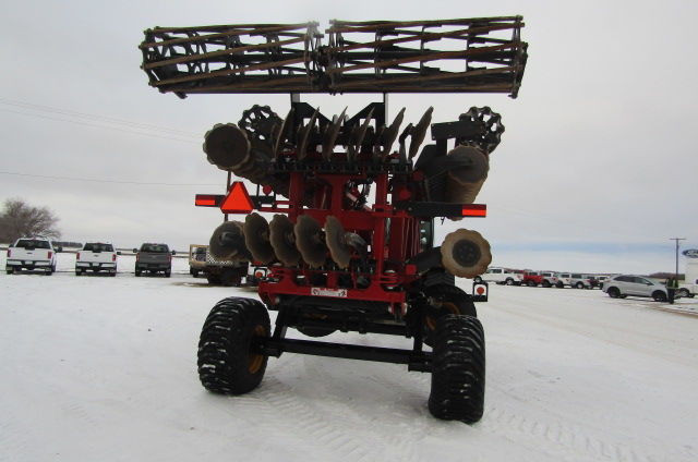 2020 Versatile Fury HS400 40 ft in Farming Equipment in Saskatoon - Image 3