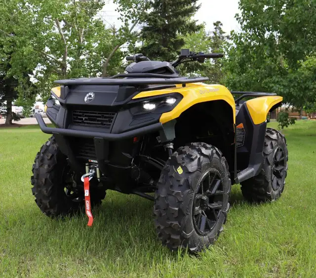 2023 CAN AM OUTLANDER XT 700 (FINANCING AVAILABLE) in ATVs in Strathcona County - Image 4