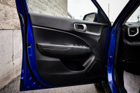 Low Mileage, Heated Seats, Heated Steering Wheel, Apple CarPlay, Android Auto, Remote Start! 6 LOCAT... (image 8)