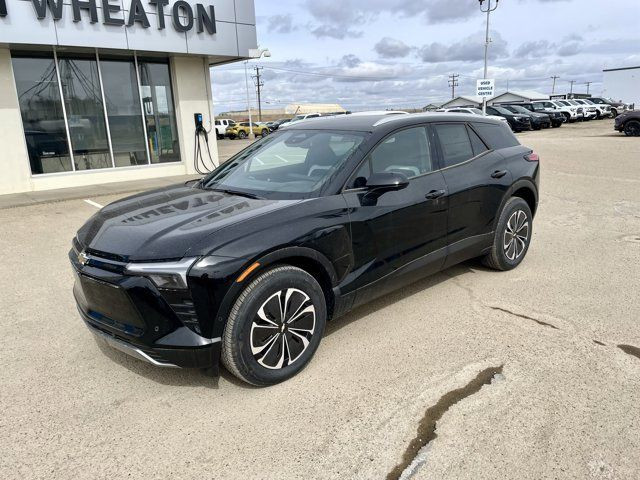 2025 Chevrolet Blazer EV AWD LT in Cars & Trucks in Edmonton - Image 2
