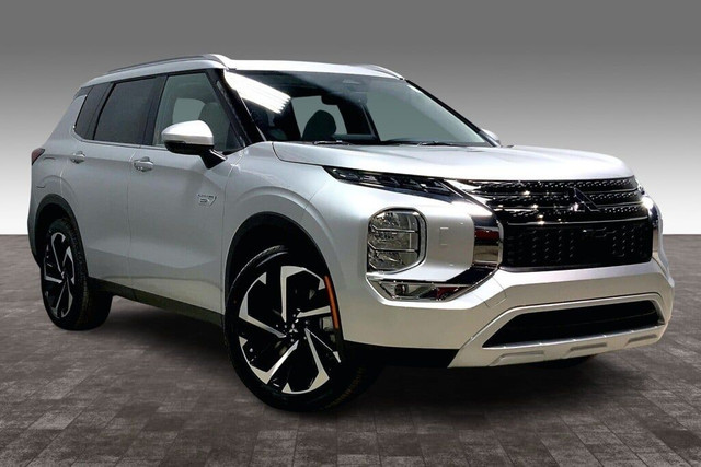 2025 Mitsubishi Outlander Phev SEL S-AWC in Cars & Trucks in Edmonton - Image 2