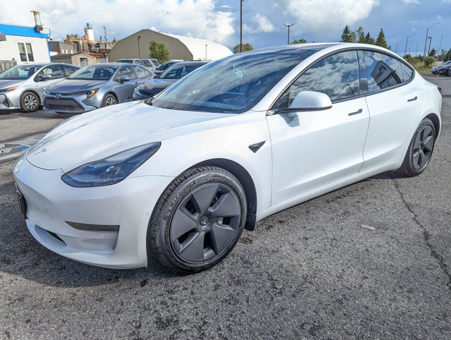 2021 Tesla Model 3 Standard Range in Cars & Trucks in Ottawa - Image 4