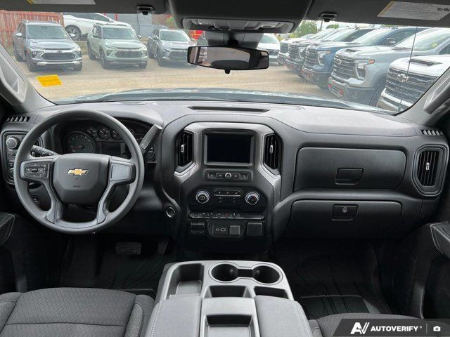 2025 Chevrolet Silverado 1500 Custom 4WD Crew Cab | in Cars & Trucks in Strathcona County - Image 4