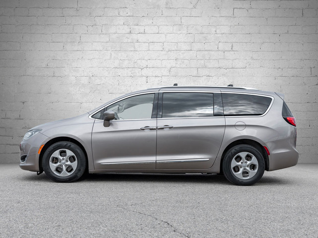  2017 Chrysler Pacifica TOURING L PLUS | POWER SILDING DOORS | T in Cars & Trucks in Woodstock - Image 3