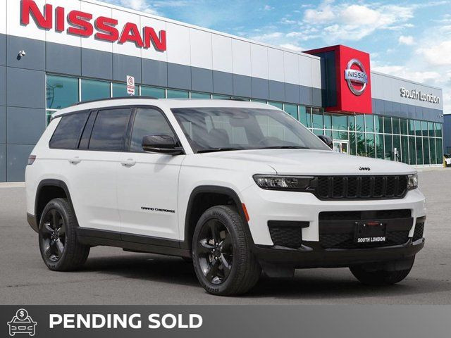 2022 Jeep Grand Cherokee L Altitude | Preferred Package 22B in Cars & Trucks in London