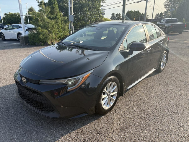 Toyota Corolla LE AMELIORE 2022 - TOIT OUVRANT - in Cars & Trucks in Québec City
