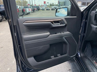 1 OWNER | ACCIDENT FREE | HEATED SEATS | HEATED STEERING WHEEL | TRI ZONE AUTO CLIMATE CONTROL | REM... (image 9)