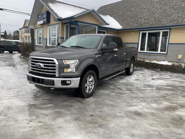 2016 Ford F-150 XLT in Cars & Trucks in Québec City