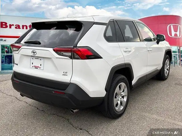 2023 Toyota RAV4 LE in Cars & Trucks in Brantford - Image 7