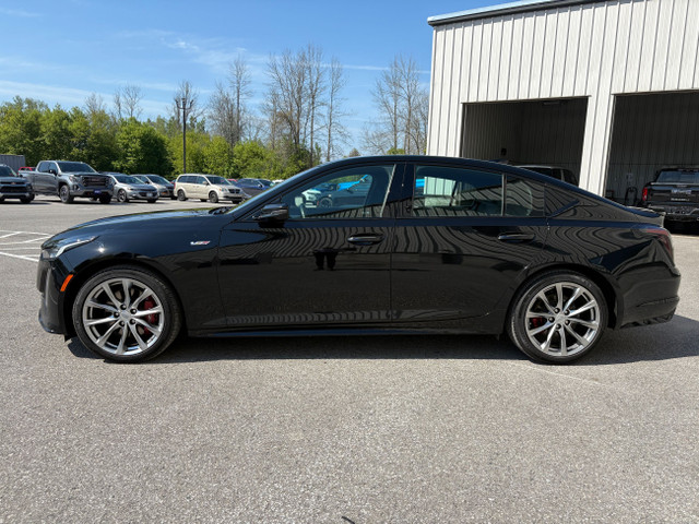 2022 Cadillac CT5-V V-Series V-Series AWD + Premium Pkg + Sun... in Cars & Trucks in Oshawa / Durham Region - Image 4