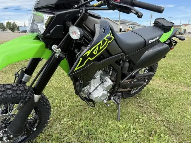 2021 Kawasaki KLX300SM in Dirt Bikes & Motocross in St. Albert - Image 14