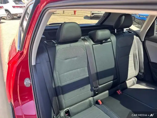 2022 Volkswagen Taos Comfortline in Cars & Trucks in Grande Prairie - Image 13