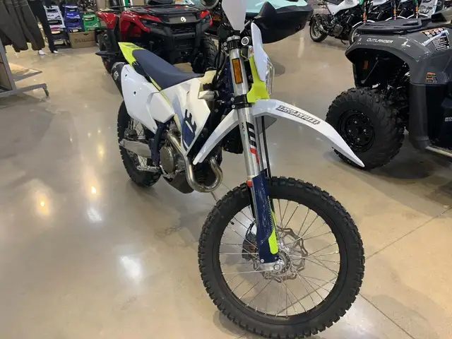 2024 Husqvarna FE 501 S FE501 S DUAL PURPOSE WITH BIG POWER! in Street, Cruisers & Choppers in Guelph - Image 3