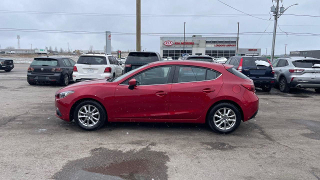  2014 Mazda MAZDA3 TOURING*HATCH*ONLY 158KMS*AUTO*CERT in Cars & Trucks in London - Image 2
