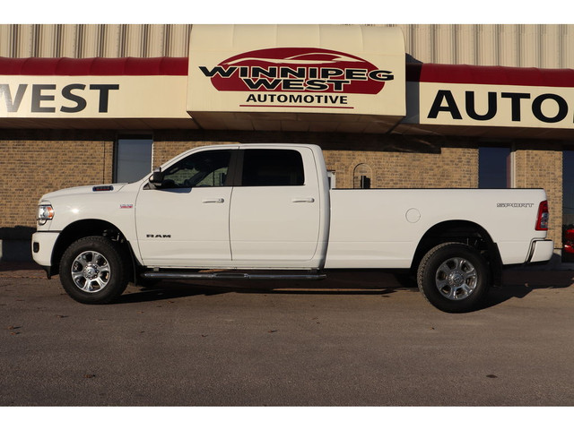  2021 Ram 3500 BIG HORN SPORT EDITION, LOADED, 8FT BOX, AS NEW!! in Cars & Trucks in Winnipeg - Image 2