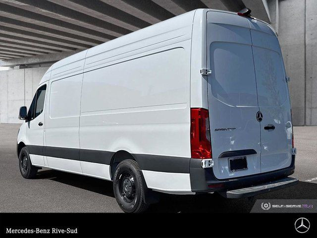 2025 Mercedes-Benz Sprinter 2500 170 Wheelbase High Roof RWD in Cars & Trucks in Longueuil / South Shore - Image 3