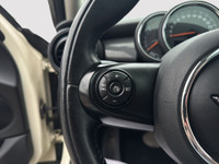 Decouvrez le plaisir de conduire a l’europeenne avec cette Mini Cooper Hardtop 2018 au design iconiq... (image 9)
