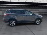 A stylish and practical four-wheel-drive SUV with leather-trimmed seats, SYNC 3 infotainment system... (image 8)