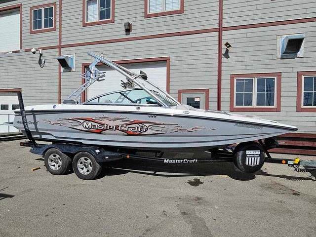  2006 Mastercraft XSTAR FINANCING AVAILABLE in Powerboats & Motorboats in Kelowna - Image 2