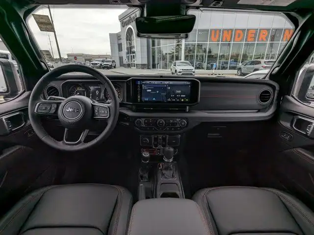 2025 Jeep Wrangler Rubicon X - Off Road Camera - Trailer Tow dans Autos et camions dans Calgary - Image 27