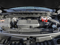 Engine: 5.3L 8cyl. L/100Km City: 16.2 L/100Km Hwy: 13.2 Safety Equipment Compatibilité avec les serv... (image 5)