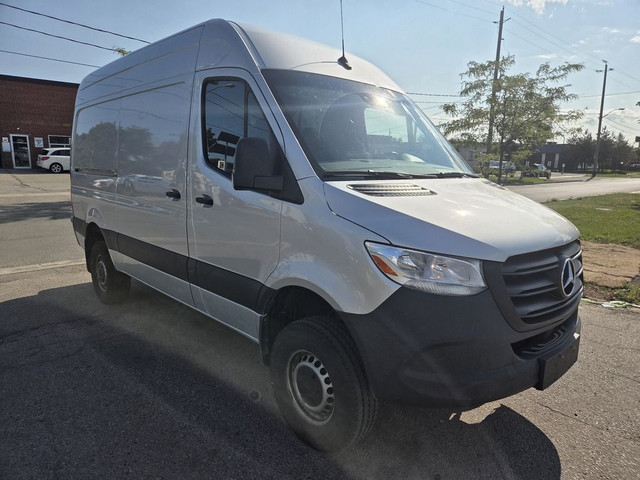 2021 Mercedes-Benz Sprinter Cargo Van 144WB - High Roof 4x4 3.0L in Cars & Trucks in City of Toronto - Image 2