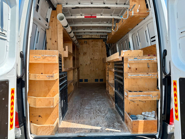 2019 Mercedes-Benz Sprinter Cargo Van 170WB - ONLY 128K! in Cars & Trucks in Oakville / Halton Region - Image 4