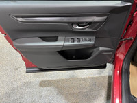 Introducing the 2025 Honda CR-V Lx 4wd, a remarkable blend of style, performance, and practicality.... (image 7)
