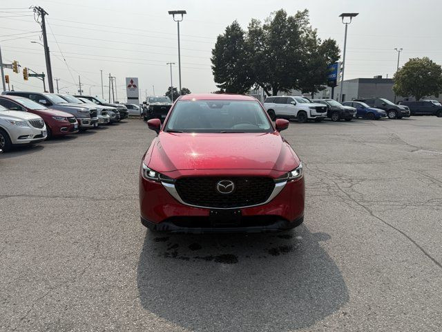 2025 Mazda CX-5 GS | Accident Free | Backup cam | Leather seats in Cars & Trucks in Oshawa / Durham Region - Image 4