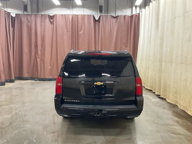 2020 Chevrolet Suburban LT in Cars & Trucks in Fort McMurray - Image 4