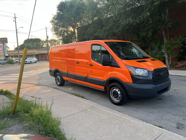 2018 Ford Transit T-150 148" Low Rf 8600 GVWR Swing-Out RH Dr in Cars & Trucks in City of Toronto - Image 4