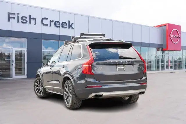 2017 Volvo XC90 T6 Momentum | No Accidents | Thule Ski Carrier in Cars & Trucks in Calgary - Image 5