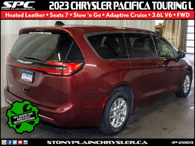 2023 Chrysler Pacifica Touring L FWD for sale in Cars & Trucks in St. Albert - Image 3