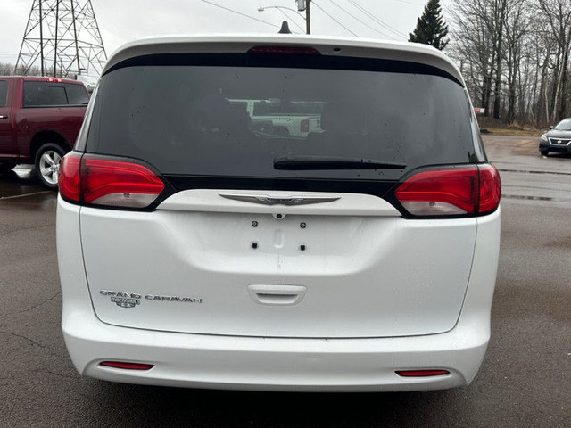 2021 Chrysler Grand Caravan SXT - Aluminum Wheels - $222 B/W in Cars & Trucks in Moncton - Image 4