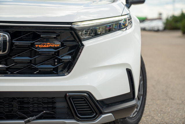 2026 Honda CR-V Hybrid TrailSport in Cars & Trucks in Edmonton - Image 4