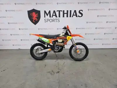 Motocross KTM 250 XC-F 2024 Le paiement est calculé sur un terme de semaines avec un taux d'intérêt...