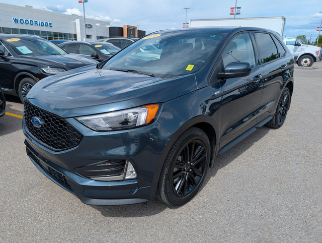 2024 Ford Edge ST Line 2.0L, ALL WHEEL DRIVE, NAVIGATION, SUN... in Cars & Trucks in Calgary