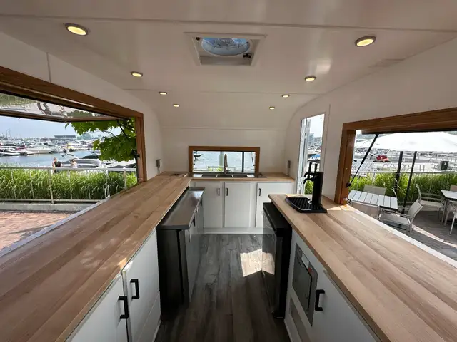Mobile Bars - Ice Cream, Cofee, Bakery in Cargo & Utility Trailers in Hamilton - Image 15