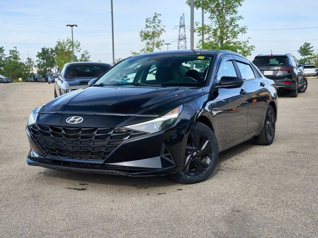 2021 Hyundai Elantra Preferred | Blindspot Monitor | Backup Cam in Cars & Trucks in Edmonton