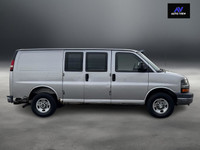 JUST LANDED!! 2009 Chevrolet Express 2500 135" WB!! **CLEAN CARFAX** **REAR SHELVING** 4.8L V8, AUTO... (image 3)