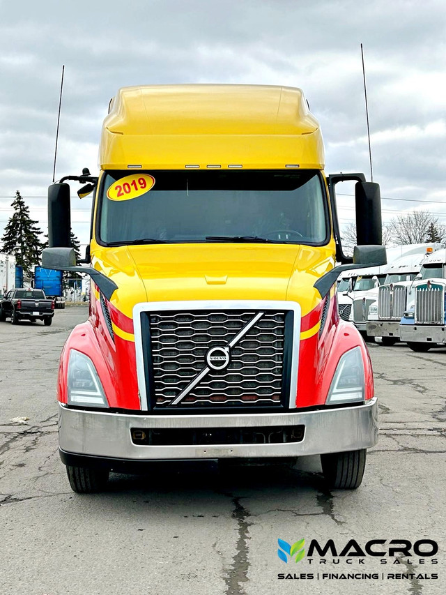 2019 Volvo VNL, Super Clean Units IN/ OUT !! in Heavy Trucks in Mississauga / Peel Region - Image 2