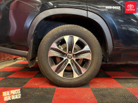Engine: 4 Cylinder Engine 2.5L L/100Km City: 6.7 L/100Km Hwy: 6.8 Safety Equipment Electronic Stabil... (image 4)