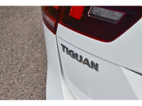 Pre-Owned. Visit us today at Hyundai Pembroke and check out this 2021 Volkswagen Tiguan Highline, St... (image 8)