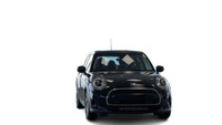 Recent Arrival! 2024 MINI Cooper 4D Hatchback 4-Wheel Disc Brakes, 6 Speakers, ABS brakes, Advanced... (image 3)