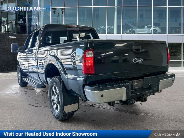 2011 Ford Super Duty F-350 SRW Lariat | Diesel | Front Buckets in Cars & Trucks in Calgary - Image 3