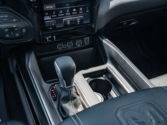 2025 Ram 1500 Sport dans Autos et camions dans Barrie - Image 32