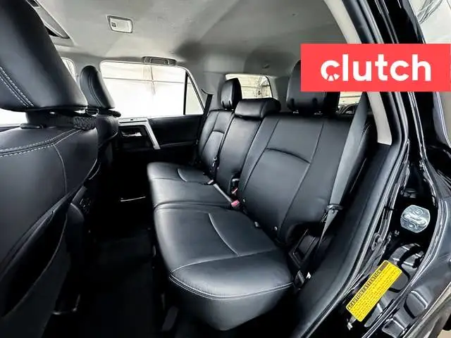 2023 Toyota 4Runner TRD Sport 4x4 w/ Apple CarPlay, Heated Front in Cars & Trucks in City of Toronto - Image 19