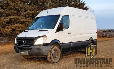 2010 MERCEDES BENZ Sprinter 2500 Cargo Van Mercedes MG5+MH1 3.0 L V6 diesel engine 5 speed automatic...