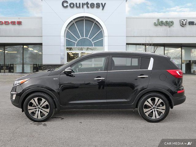 2013 Kia Sportage EX | Heated Seats | Rear-View Camera in Cars & Trucks in Calgary - Image 3