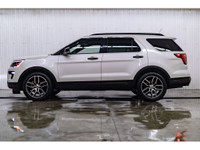 **ACCIDENT FREE - MECHANICALLY CERTIFIED** 111,824 KM This 2018 Ford Explorer AWD Sport is powered b... (image 1)